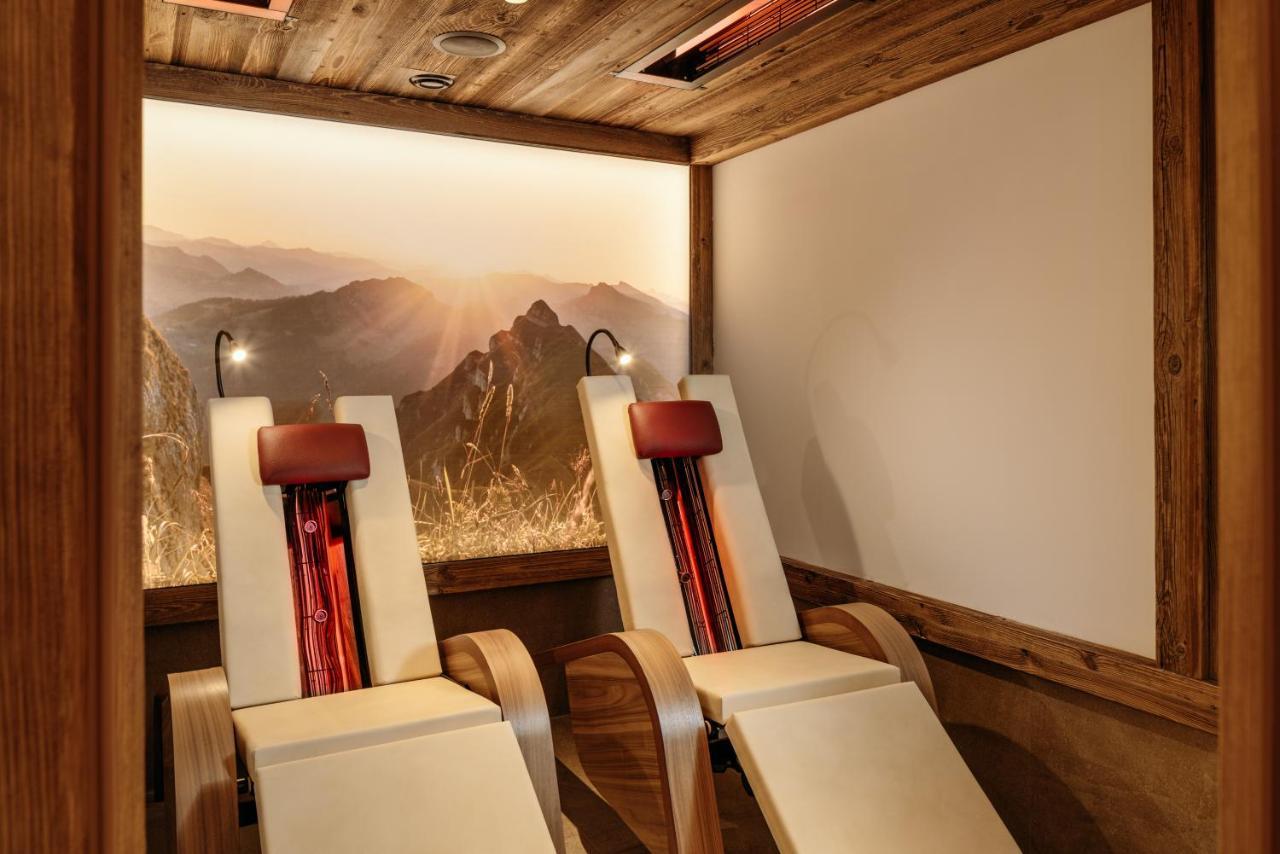 Hirschen Wohlfuehlhotel Schoppernau Ngoại thất bức ảnh