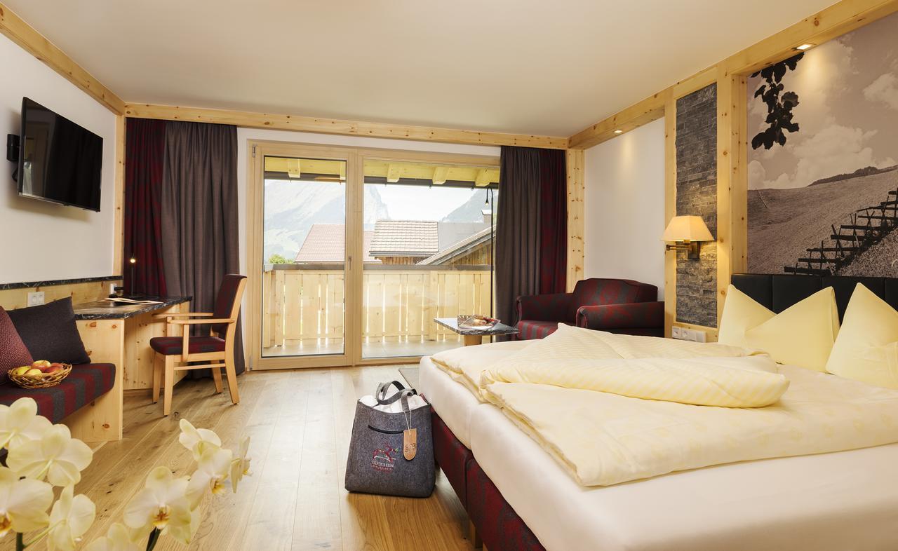 Hirschen Wohlfuehlhotel Schoppernau Ngoại thất bức ảnh