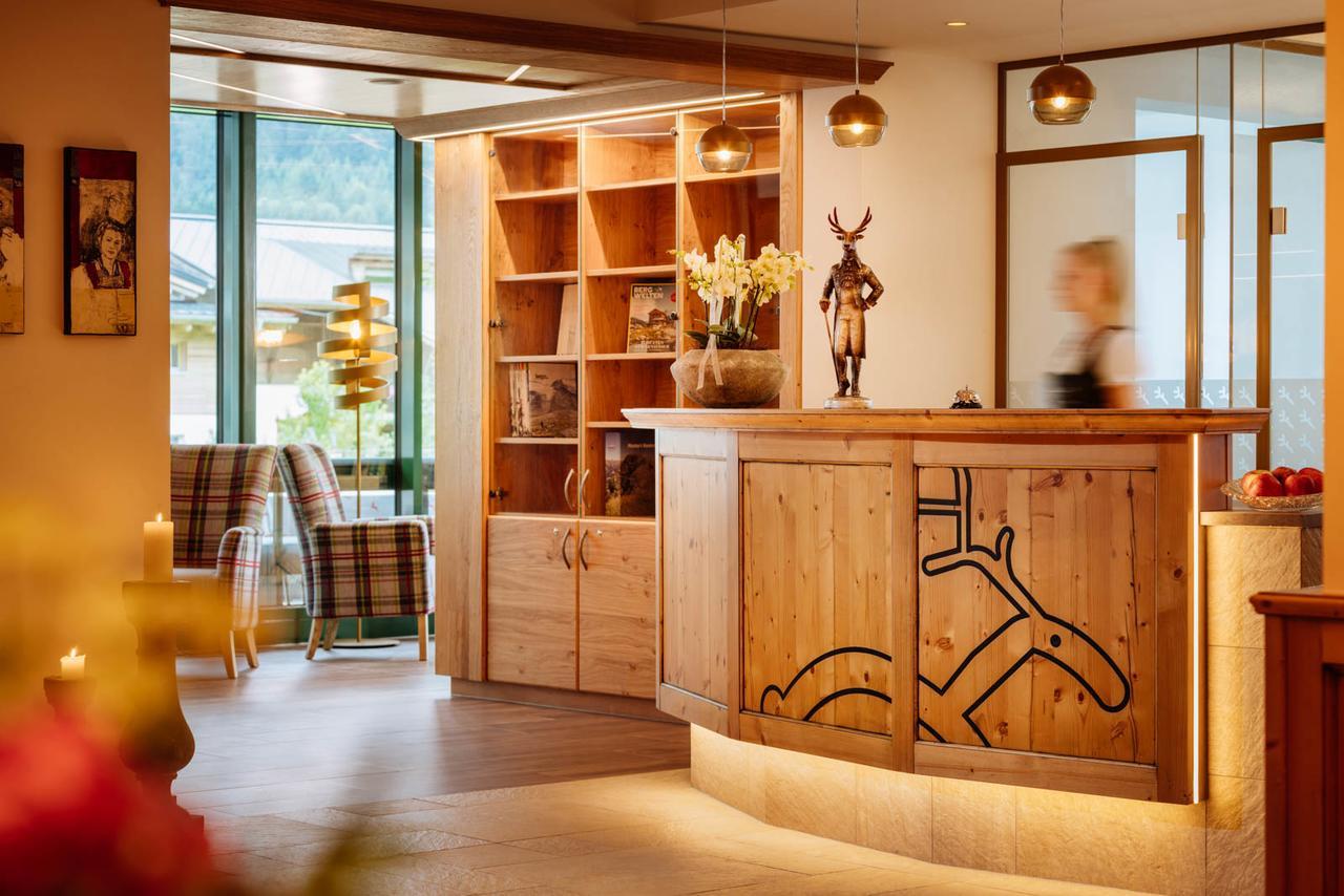 Hirschen Wohlfuehlhotel Schoppernau Ngoại thất bức ảnh